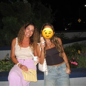 Meet your Posher, Esther